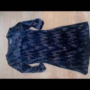 Long sleeved mini velvet dress with sequin design, size 6